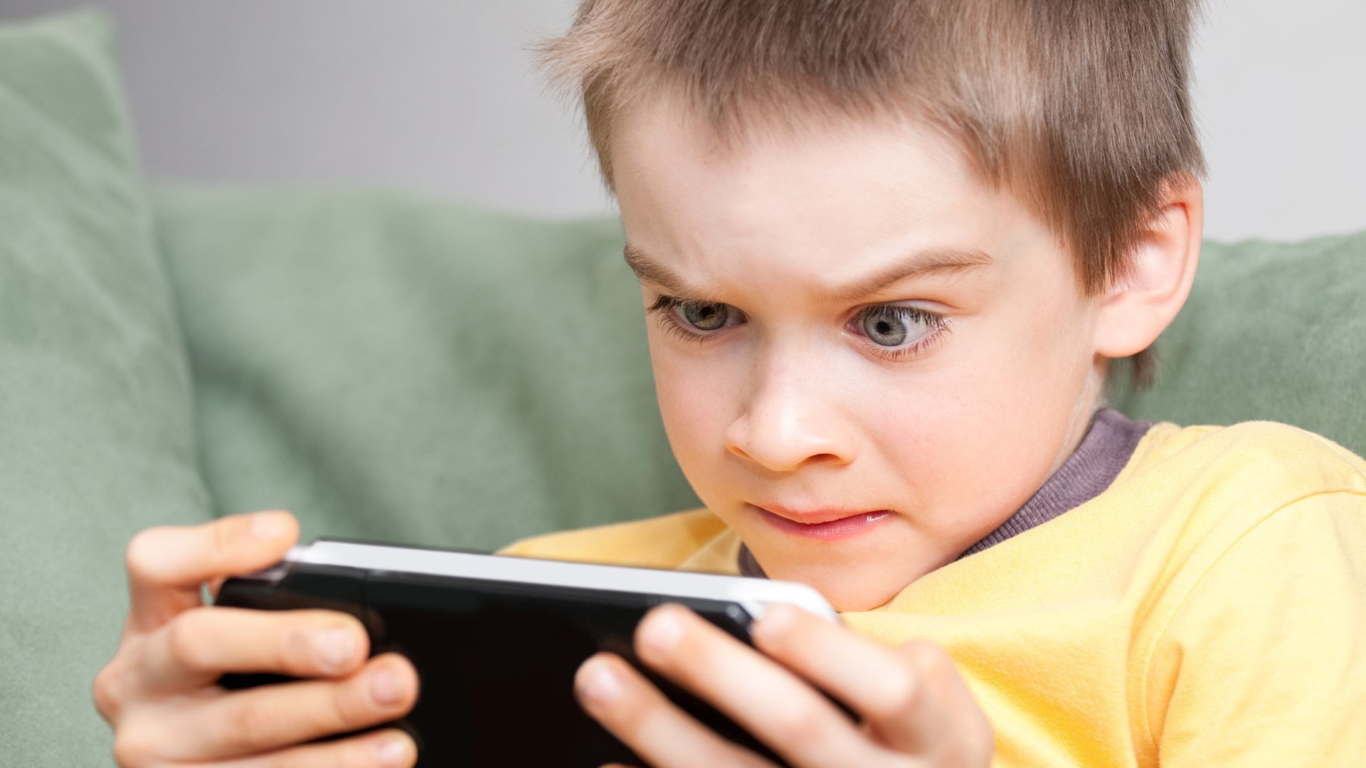 Decoding Screen-Influenced Play: Insights for Play Therapists